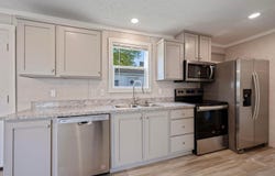 2288 W High Street NE, Newark, OH 43055