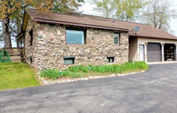 8110 Perry Road, Houghton Lake, MI 48629