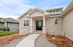 284 KERRIGAN Drive, WRIGHTSTOWN, WI 54180