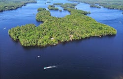 8 Horseshoe Island, Winthrop, ME 04364
