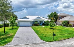 5842 NW Windy Pines Lane, Port St Lucie, FL 34986