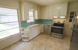 903 S Tyler Street, McGregor, TX 76657