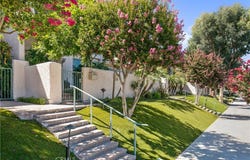 6205 Randi Avenue 1/2, Woodland Hills, CA 91367