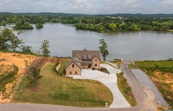 305 Lake Pointe Drive, Lincoln, AL 35096