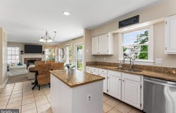 11 TWINLEAF CT, COCKEYSVILLE, MD 21030