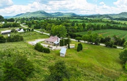 2520 Wisemantown Road, Irvine, KY 40336