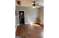 72 MARYLAND AVE, CRISFIELD, MD 21817