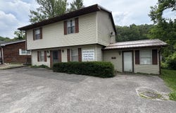212 Maple Street, Manchester, KY 40962