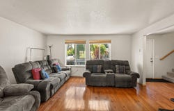 400 W 5th Street, Phoenix, OR 97535