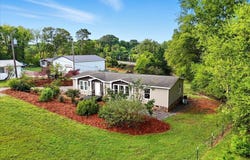340 Trigonia Rd, Greenback, TN 37742