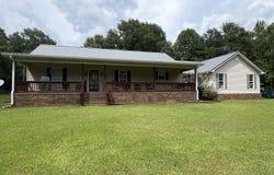 5950 County Road 51, Greensboro, AL 36744
