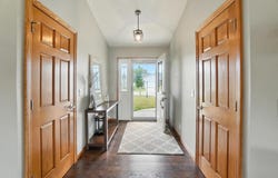24 Kyle Drive, Wapakoneta, OH 45895