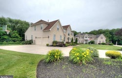 6 CONNEMARA COURT, SEWELL, NJ 08080