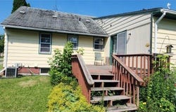 320 Grove Street N, Mora, MN 55051