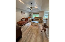 9 Beacon Way, Washington, IN 47501