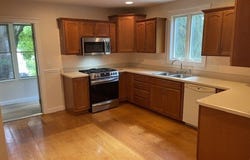186 North St, Ware, MA 01082