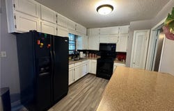 8916 E 57th Street, Raytown, MO 64133
