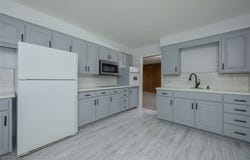 715 Highland Park Drive, New Franklin, OH 44319
