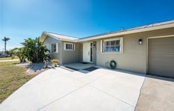 160 SALEM AVENUE NW, PORT CHARLOTTE, FL 33952