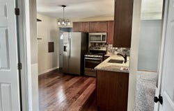 3662 S 81st St, Milwaukee, WI 53220