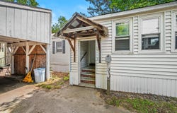 25 Summer Street, Norway, ME 04268