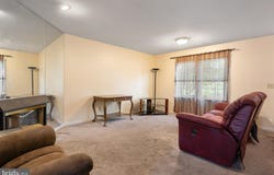 202 CHAMBERS RIDGE, YORK, PA 17402
