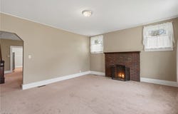 42 W 7th Street, Dresden, OH 43821
