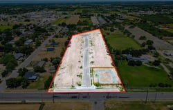 23 W Garfield Avenue, Alton, TX 78573
