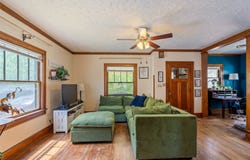 2007 E 12th Street, Des Moines, IA 50316