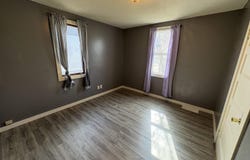 516 22nd St NW, Minot, ND 58703