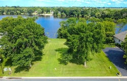855 Otter Street SW, Hutchinson, MN 55350