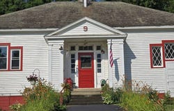 9 Miner Rd, Corinth, NY 12859