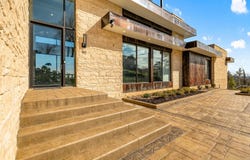 90 Ridgewood Road, Huntington, WV 25701
