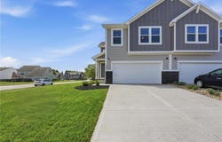 1403 S 4th Street E, Louisburg, KS 66053