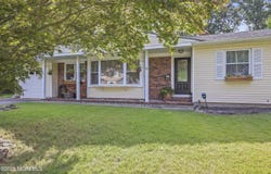 91 Newbury Road, Howell, NJ 07731