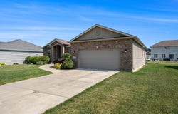 4234 W 78th Avenue, Merrillville, IN 46410