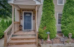 3 Wolfs Corner Rd, Green Twp., NJ 07860-5436
