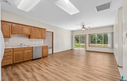 701 S 3rd St, Beresford, SD 57004