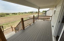 138 E Poplar Circle, Goddard, KS 67052