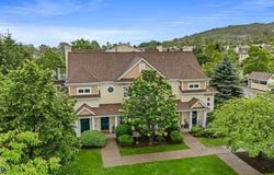 170 Old Farm Dr, Allamuchy Twp., NJ 07838