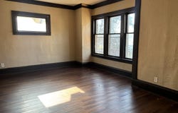 2320 N 44th St, Milwaukee, WI 53210