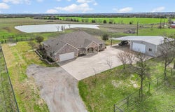 304 Canales Road, Nevada, TX 75173
