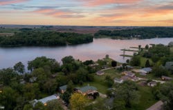 2172 Anchor Drive, Garwin, IA 50632