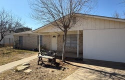 889 Tampico Circle, Eagle Pass, TX 78852