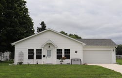 1811 Wolcott Street, Janesville, WI 53546