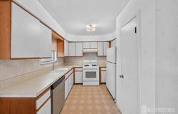 38 Deerfield Lane, Jamesburg, NJ 08831