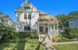 359 Pearl Street, South Haven, MI 49090