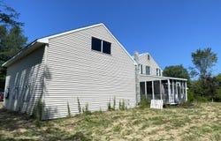 33 South Pleasant Street, Bowdoinham, ME 04008