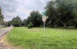 507 N AVENUE F, Burkburnett, TX 76354