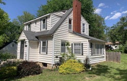 2226 SE Ohio AVE, Topeka, KS 66605